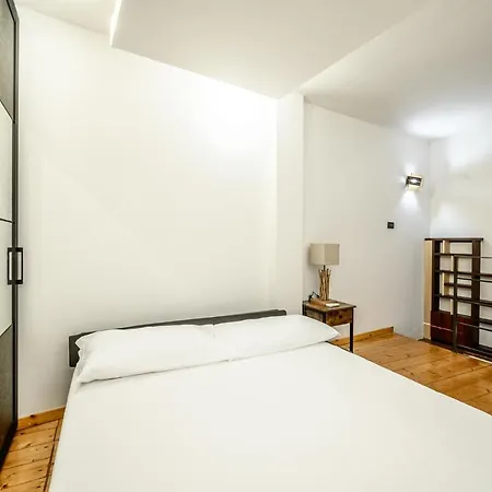 Lägenhet Piazza Maggiore - Loft Con Patio