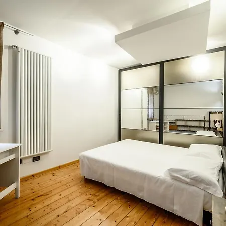 Piazza Maggiore - Central Loft Con Patio Apartmán *